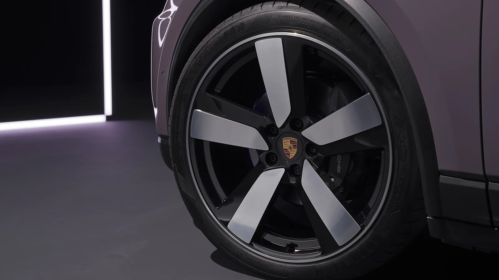 Macan EV Official Release: 2024 Porsche Macan EV Prices, Specs, Info, Wallpapers macan_4_details-copy
